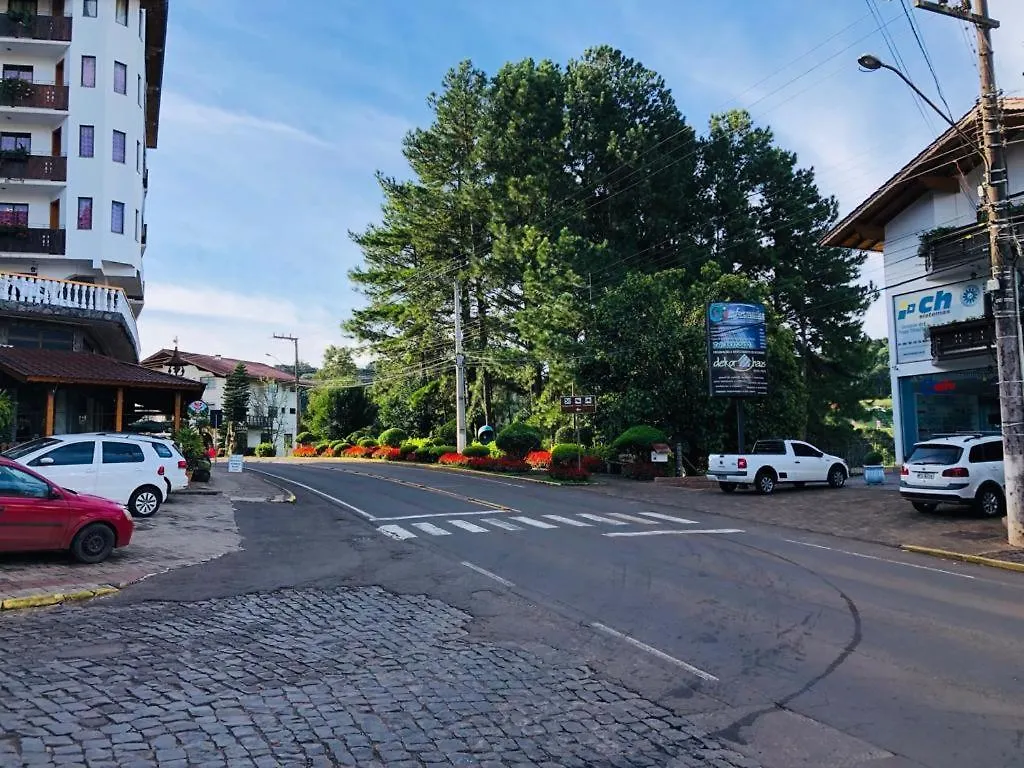 Alpen Hospedagem Treze Tílias
